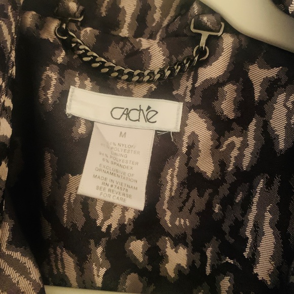 Cache Jacket - Leopard Print - Picture 2 of 4